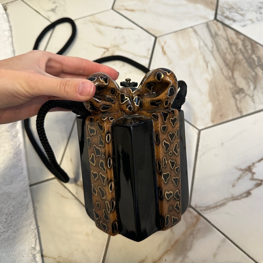 Timmy Woods Handmade Present with Bow Bag